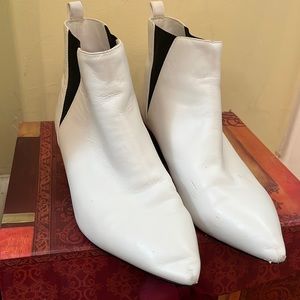 Nine West, white boots. Size 8.5